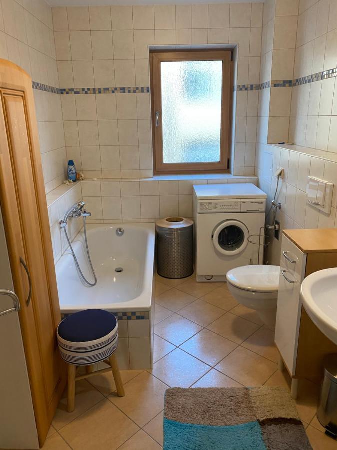 Tipp - Halle Idyllisch Am Fluss Krollwitz Exteriör bild